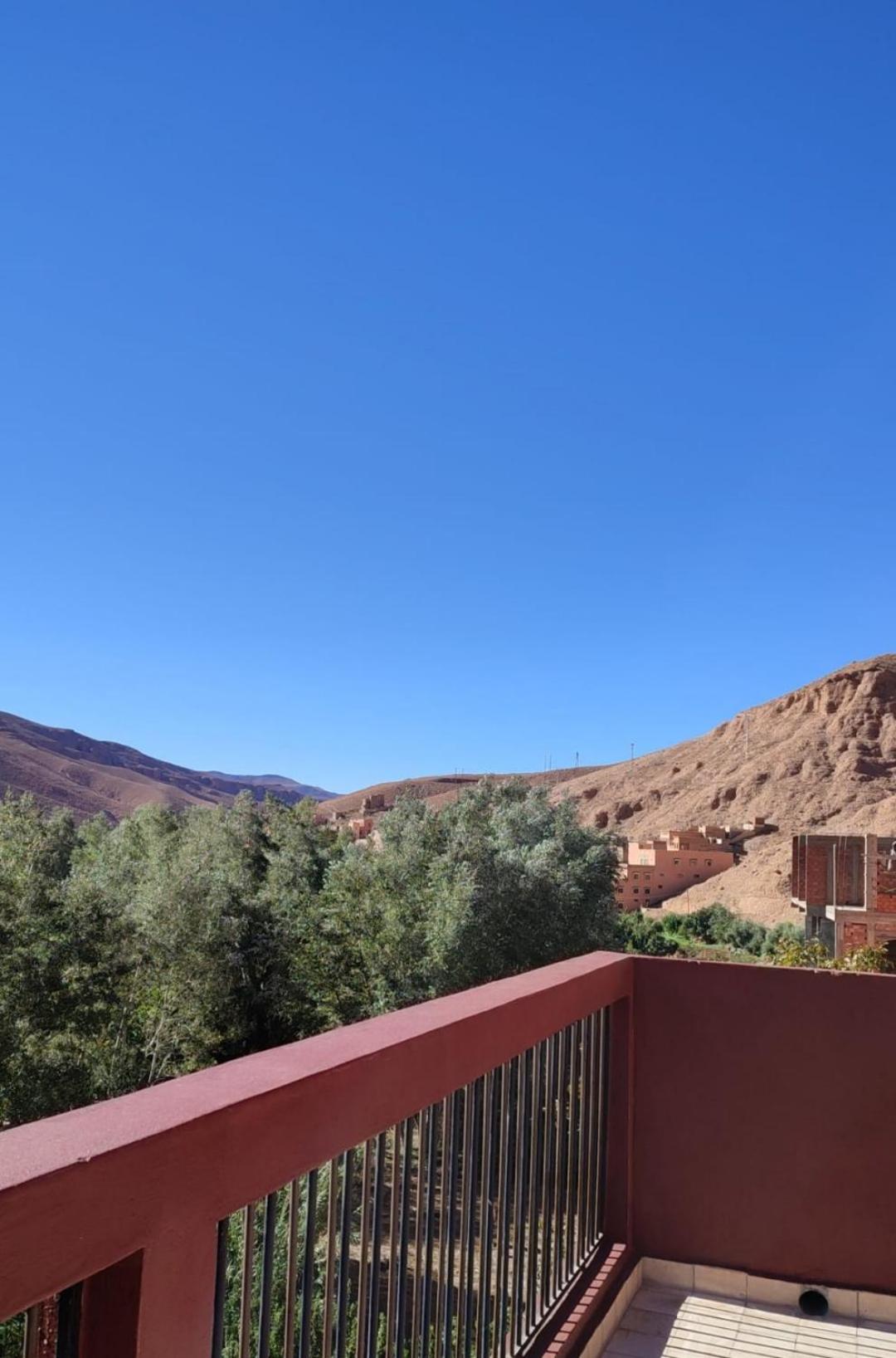 Auberge De La Riviere Du Dades Boumalne Dades Bagian luar foto